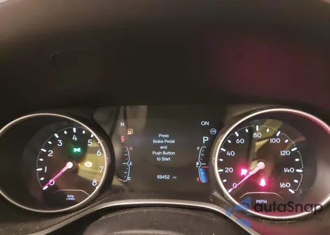 2018 Jeep Compass Latitude 4X4 из США, поврежденный, VIN 3C4NJDBB9JT282961